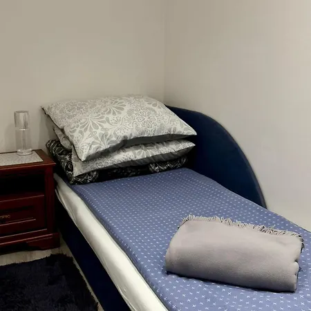 Lesny Zakatek * روميا